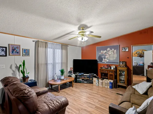 7032 W Apaloosa Dr N #24, West Valley City, UT 84128