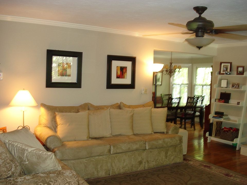 1st image of 1748 Brookside Blvd
