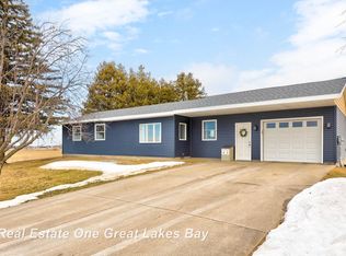 2720 Colwood Rd, Caro, MI 48723