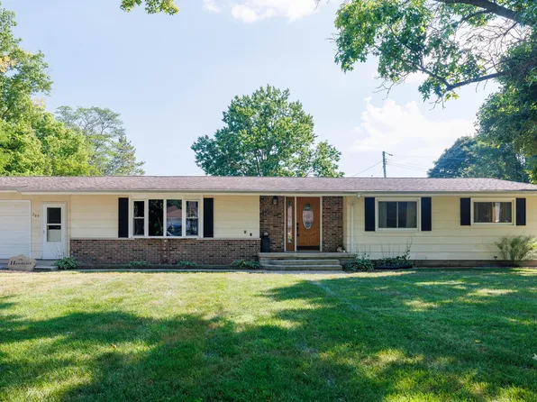 209 E Broadway St, Brook, IN 47922