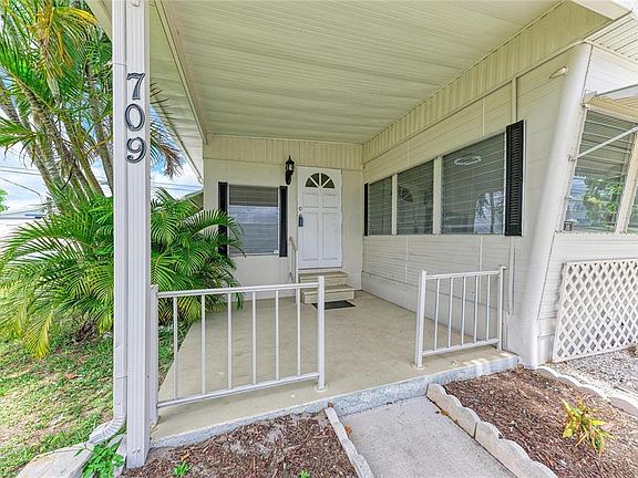 5th image of 709 50TH AVENUE TERRACE W