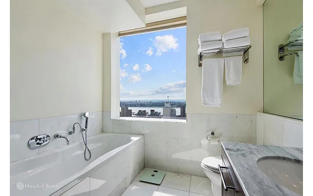 Rented by Douglas Elliman | media 14