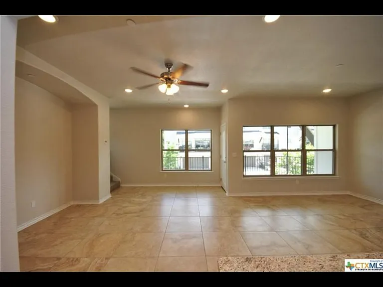 221 Birch Oak Ln — Photo 13