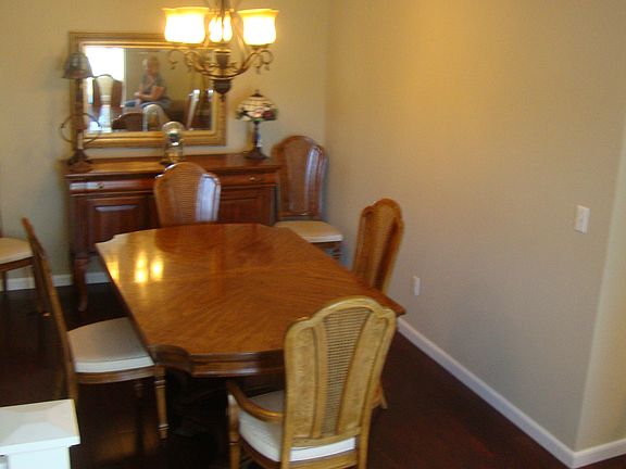 3rd image of 412 Skylark Ct