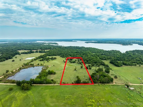 7 E 1075th Rd, Checotah, OK 74426