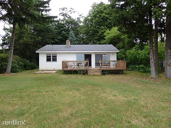Back of Home-Facing Lake
