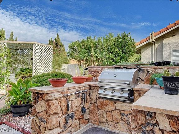 5th image of 9212 Amber Vista Dr