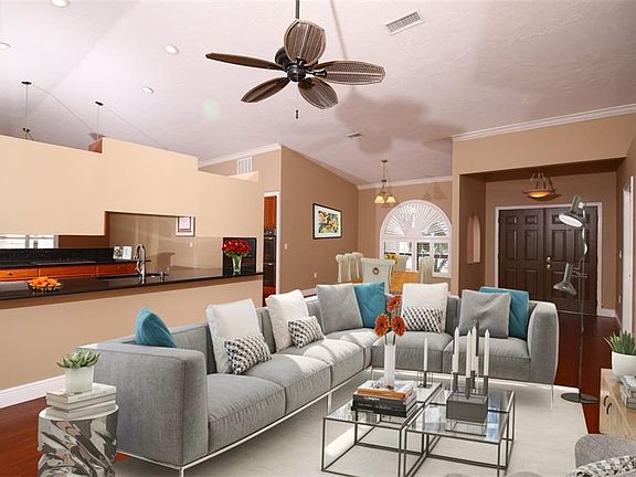 5th image of 8440 Palm Lakes Ct