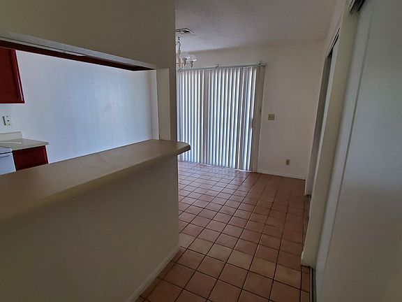 4th image of 5429 Centurion Ct Unit 101