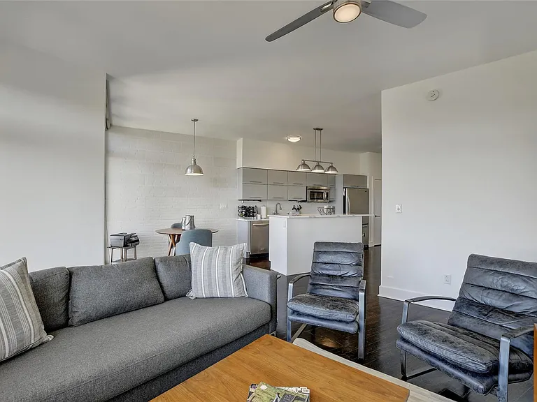 603 Davis St #1011 — Photo 8