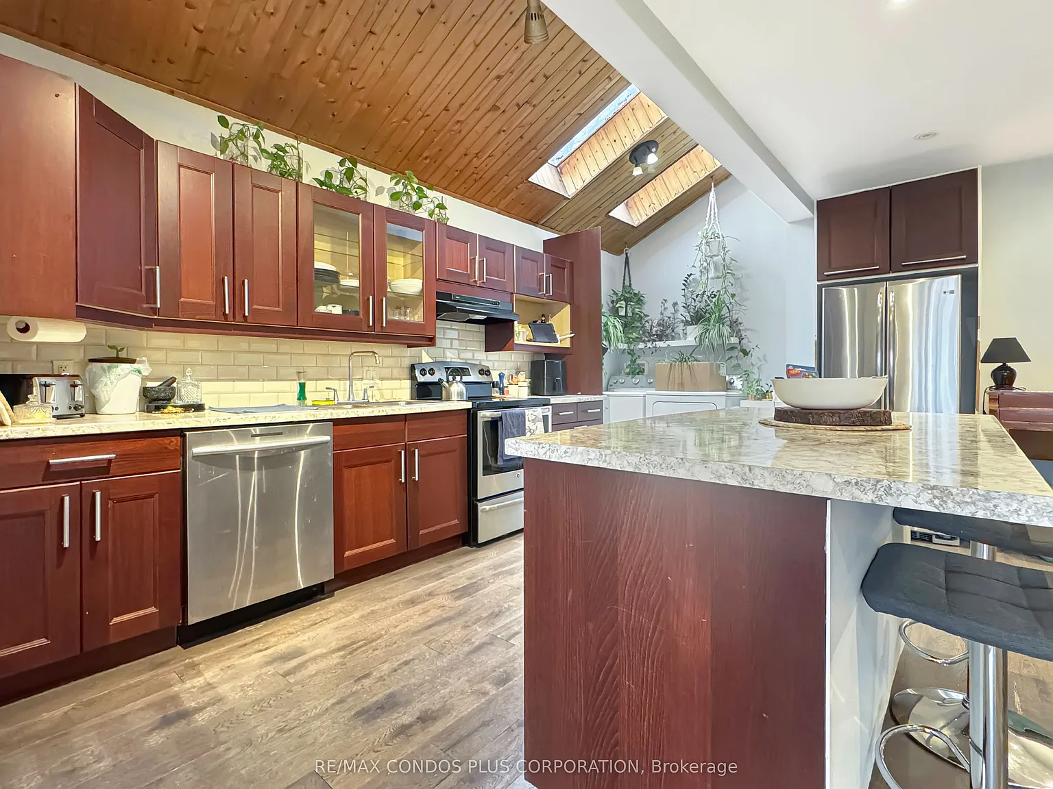 2 bed, $2,650 — Photo 1