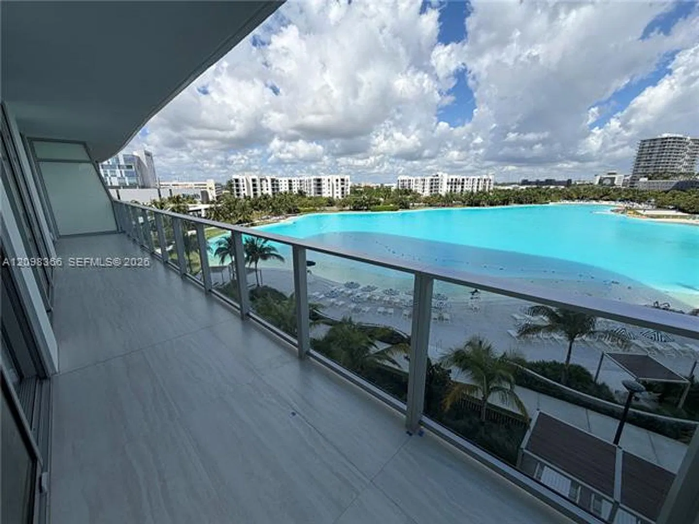 2411 Laguna Cir cu-408, North Miami, FL 33181 — Photo 4
