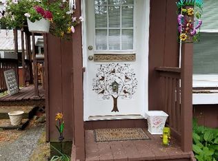 140 Library Ave, Warrensburg, NY 12885
