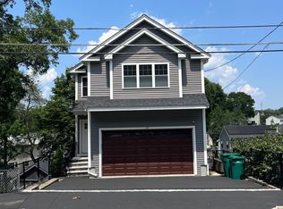 28 Park Ave, Medford, MA 02155