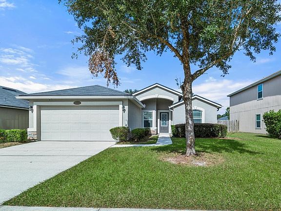 3rd image of 15944 Bainebridge Dr
