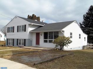 35 S 6th St, Oxford, PA 19363