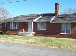 126 Smith Ave, Erwin, TN 37650