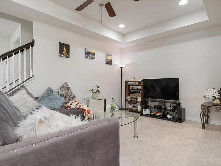12170 Trailhead Dr — Photo 4