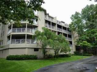 3407 Oak Alley Ct APT 201, Toledo, OH 43606
