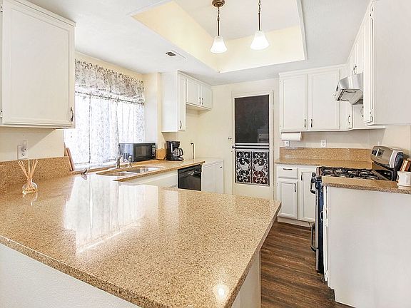 2nd image of 37911 Spyglass Cir