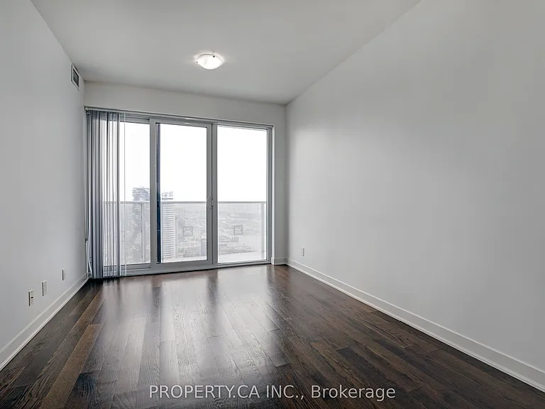 88 Harbour St #6706 — Photo 9