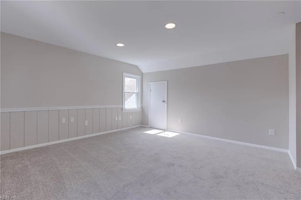 2 bed, $1,350 — Photo 3