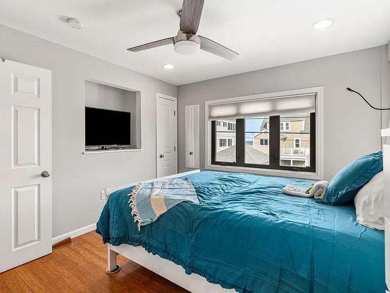16 Commonwealth Ave #16NAUTICAL — Photo 4