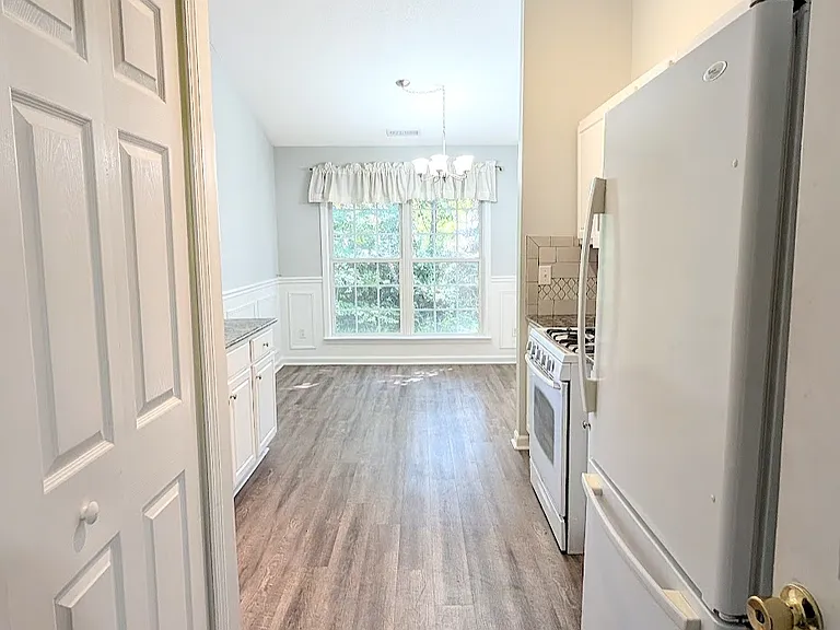 111 Gables Gate Ct — Photo 12