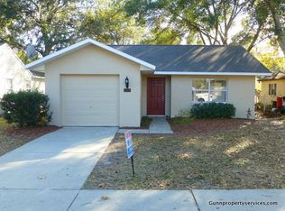 2717 Lorraine Dr, Leesburg, FL 34748