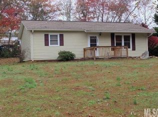 1592 Conway Ct, Granite Falls, NC 28630