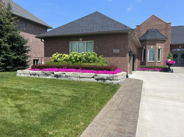 64030 Turnberry Way, Washington, MI 48095