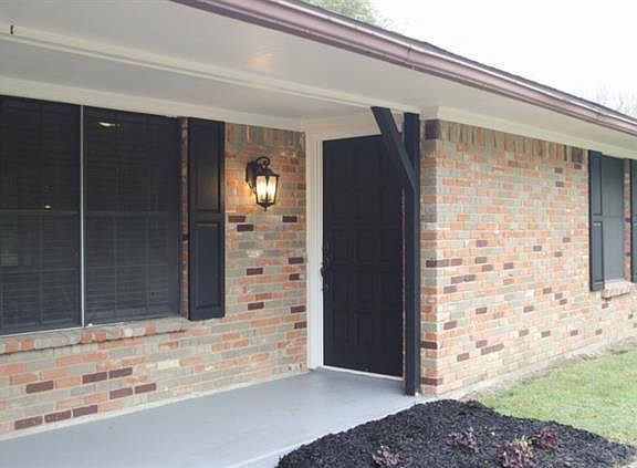 3rd image of 934 Lake North Dr