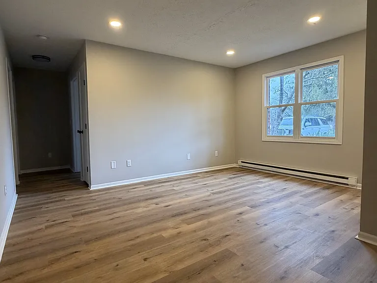 647 Pebble Place Dr #6 — Photo 4