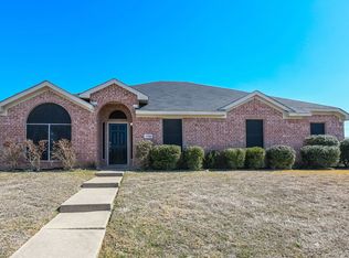 1706 Country Crest Ln, Mansfield, TX 76063