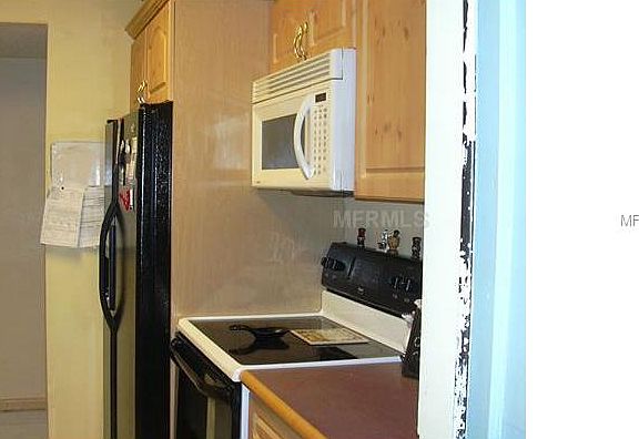 4th image of 6409 N Cameron Ave