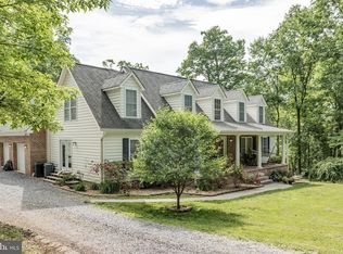 6877 N Frederick Pike, Cross Junction, VA 22625