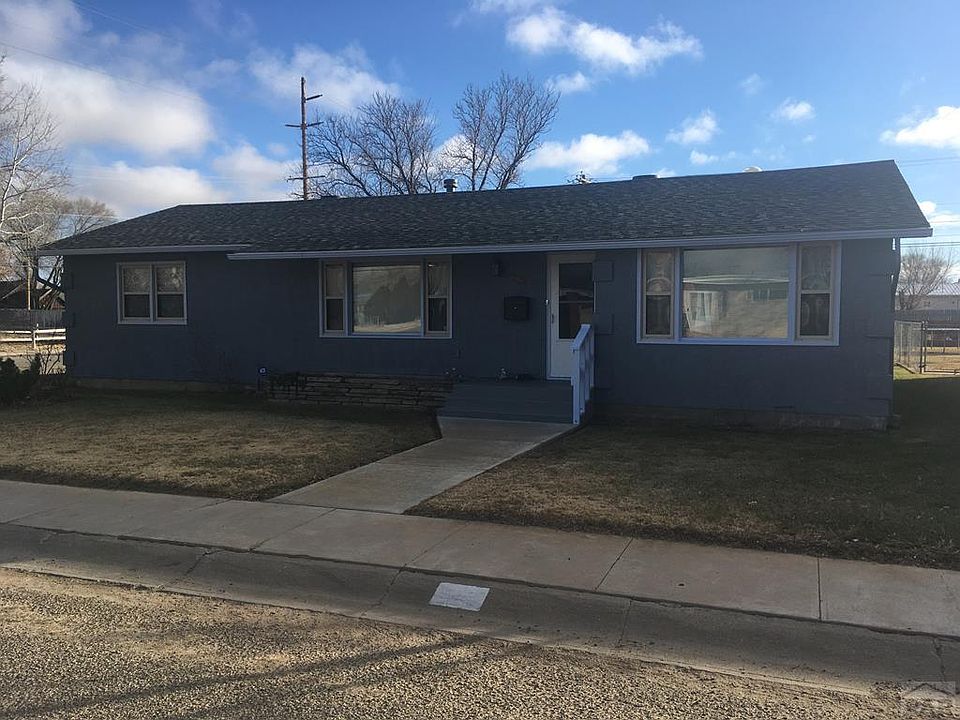 1st image of 324 E Park Ave