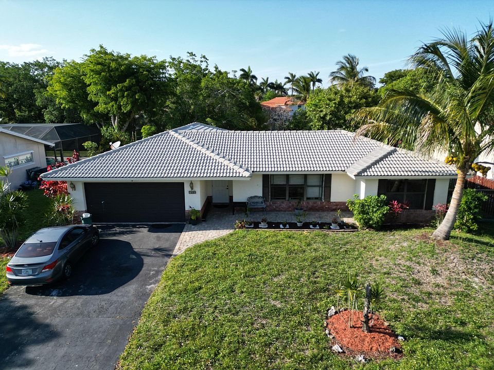 1st image of 8753 NW 27th Street
