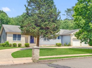 1778 Greenwood Rd, Toms River, NJ 08753