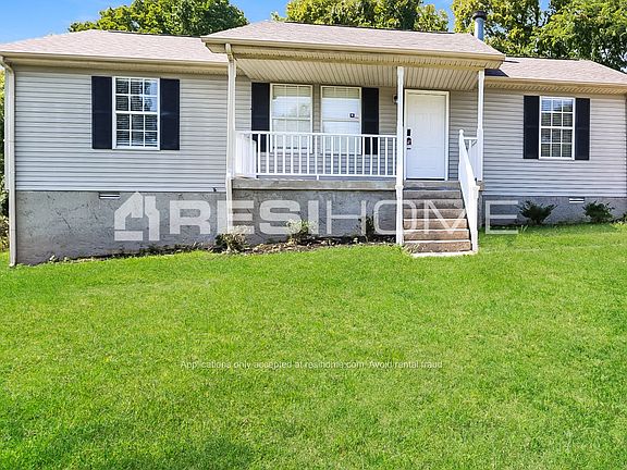 3rd image of 105 Lexington Dr