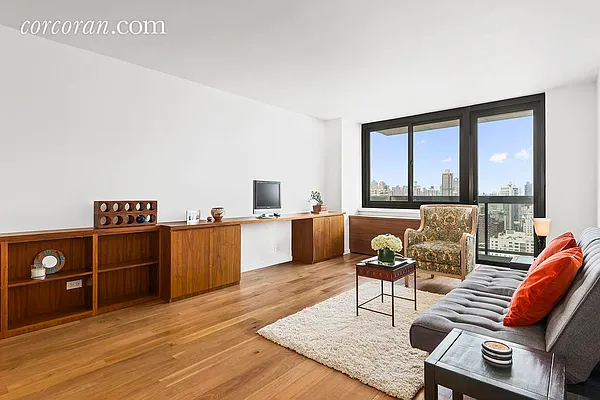 Rented by Corcoran | media 16