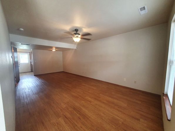20390 Skyview Dr