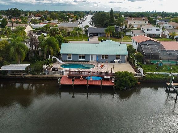 2nd image of 4632 Bay Crest Dr
