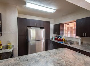 2052 SW 60th Ave, Miami, FL 33155