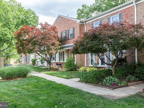 4th image of 7812 Lakecrest Dr