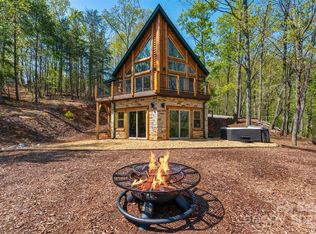 153 Chetan Way, Lake Lure, NC 28746