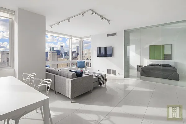 Rented by Halstead Real Estate | media 2