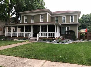 211 Pekin St, Lincoln, IL 62656