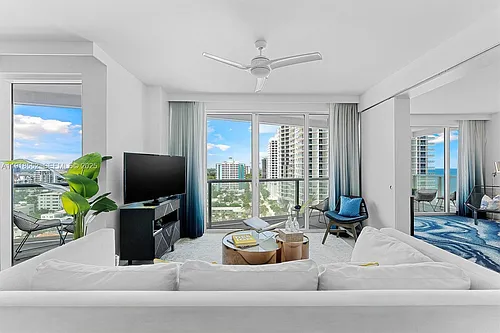 3101 Bayshore Dr Photo 1