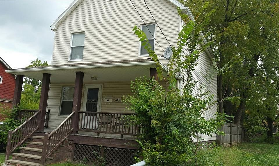 1st image of 11811 Forest Ave